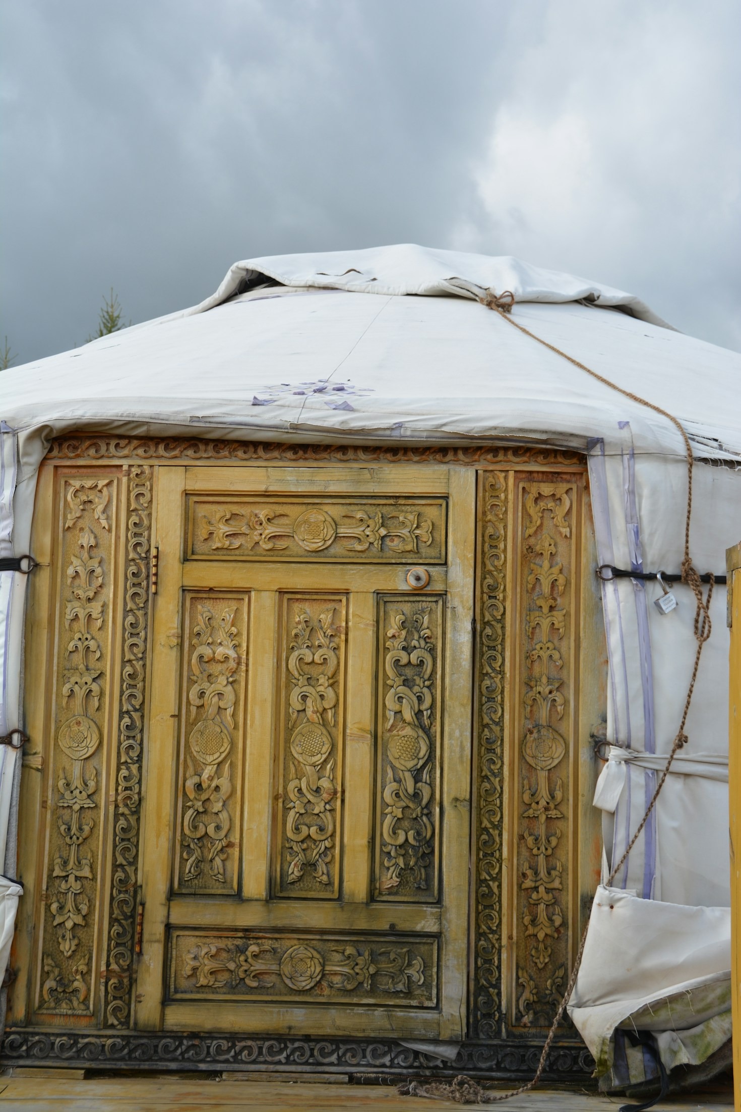 Exploring the Cultural Richness of Himalayan Retreats
